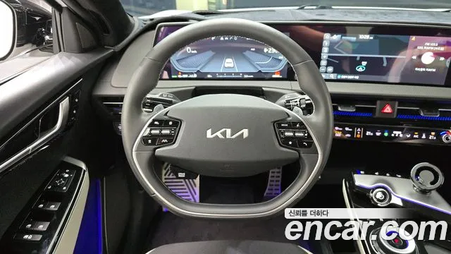 Kia EV6 2023 Белый из Кореи, фото 4