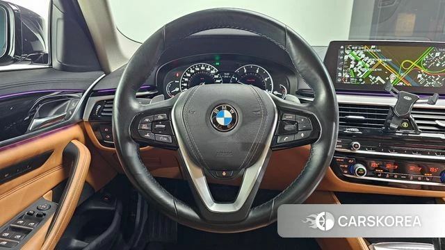 BMW 5 Series (G30) 2018 Черный из Кореи, фото 4