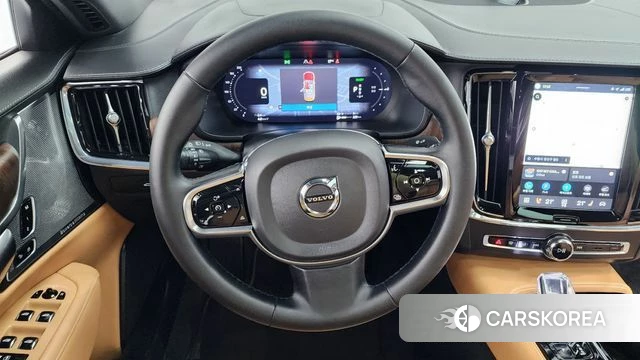 Volvo S90 2023 Белый из Кореи, фото 4