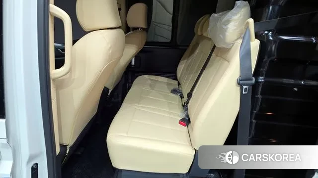 Hyundai Staria 2024 Белый из Кореи, фото 4