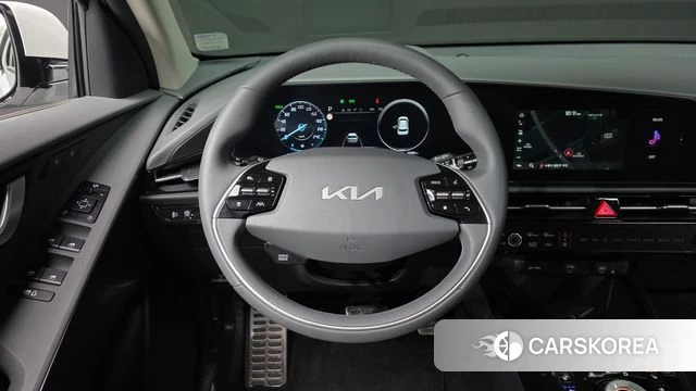 Kia Di Ol Nu Niro 2025 Белый из Кореи, фото 4