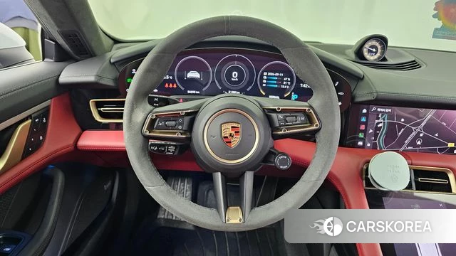 Porsche Taycan 2023 Белый из Кореи, фото 4
