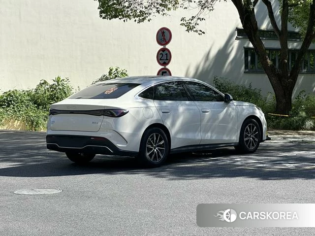BYD Seal 06DM 2024 Серебристо-серый из Китая, фото 4