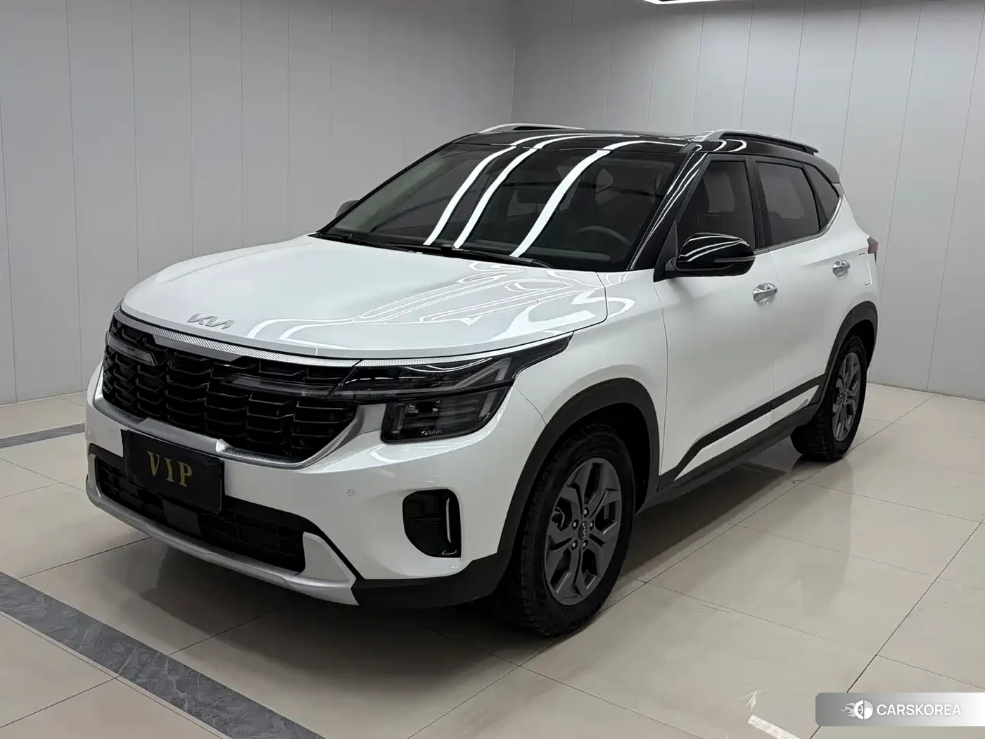 Kia Seltos 2023 Белый из Китая, фото 5