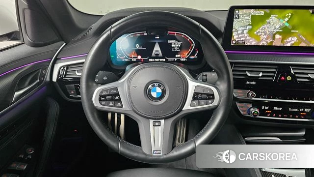BMW 5 Series (G30) 2022 Белый из Кореи, фото 4