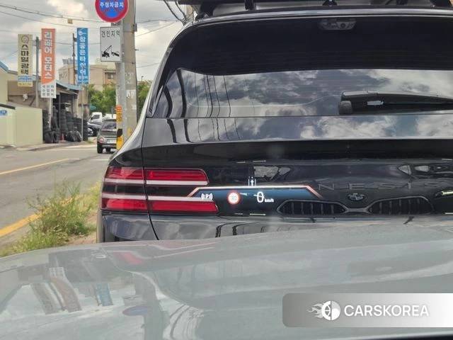 BMW 7 Series (G70) 2025 Серебристо-серый из Кореи, фото 4