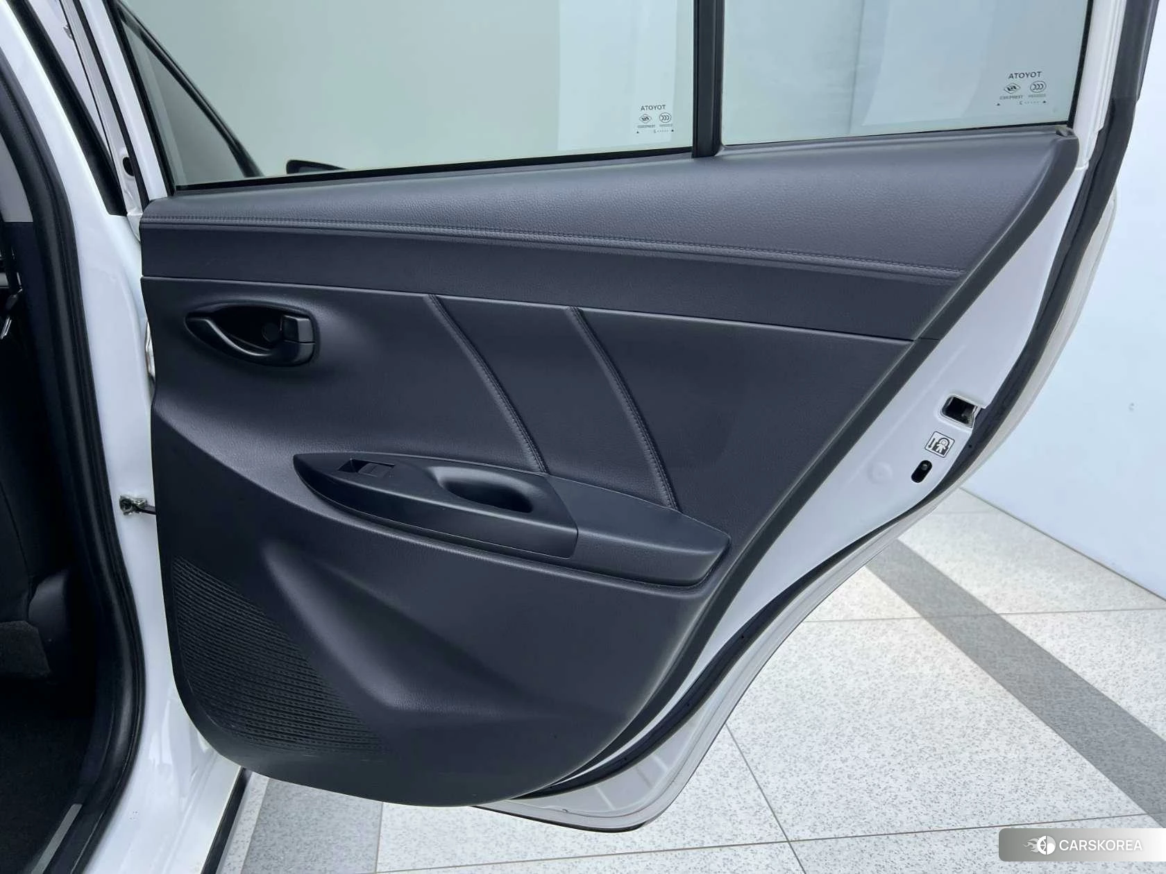 Toyota YARIS L Zhixuan 2021 Белый из Китая, фото 4