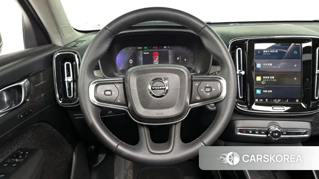 Volvo XC40 2023 Черный из Кореи, фото 4