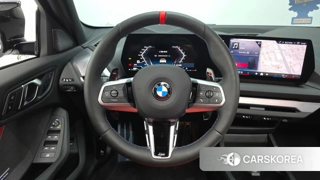 BMW 1 Series (F70) 2025 Белый из Кореи, фото 4