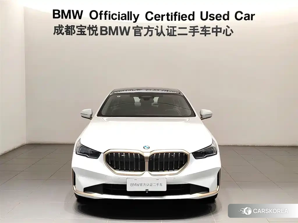 BMW 5 series 2024 Белый из Китая, фото 4