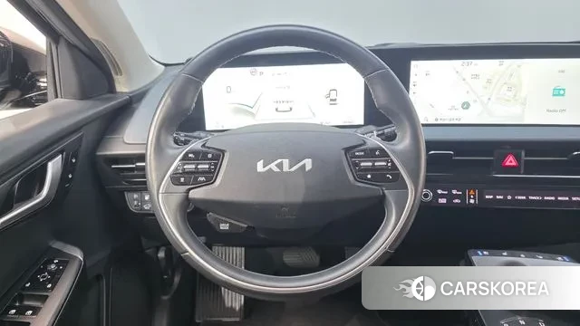 Kia EV6 2022 Черный из Кореи, фото 4