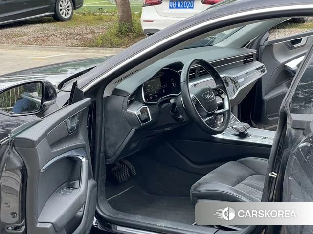 Audi A7L 2022 Черный из Китая, фото 4
