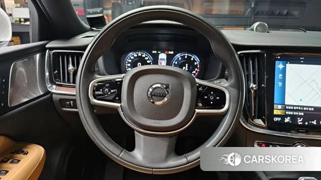 Volvo S60 3rd generation 2021 Белый из Кореи, фото 4