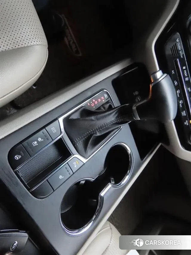 Kia The New Carnival 2018 Белый из Кореи, фото 4