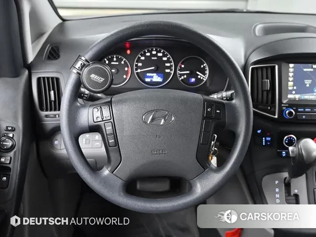 Hyundai The New Grand Starex 2018 Серебристо-серый из Кореи, фото 4