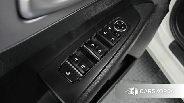 Kia The New K3 2nd generation 2022 Белый из Кореи, фото 4