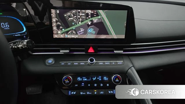 Hyundai The New Avante (CN7) 2023 Белый из Кореи, фото 4