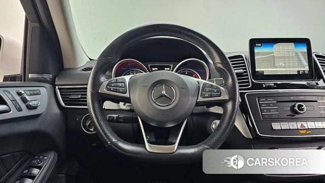 Mercedes-Benz GLE - Class W166 2018 Белый из Кореи, фото 4