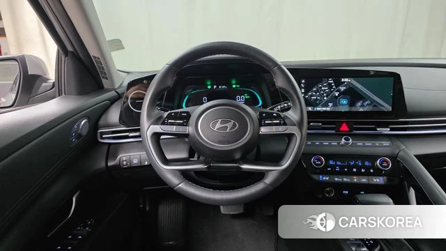 Hyundai The New Avante Hybrid (CN7) 2023 Серебристо-серый из Кореи, фото 4