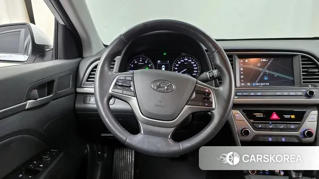 Hyundai Avante AD 2018 Белый из Кореи, фото 4