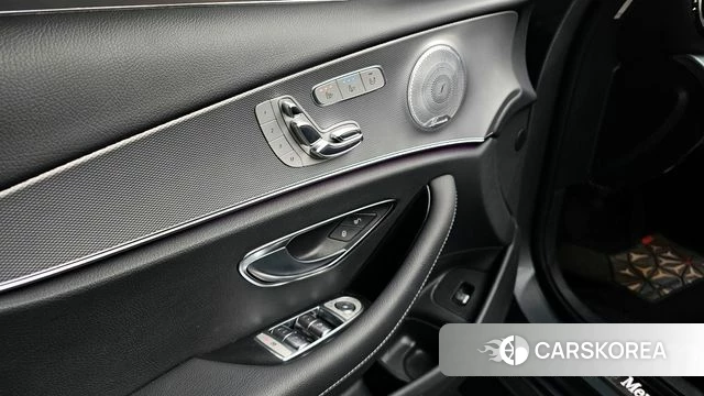 Mercedes-Benz E-Class W213 2019 Серый из Кореи, фото 4