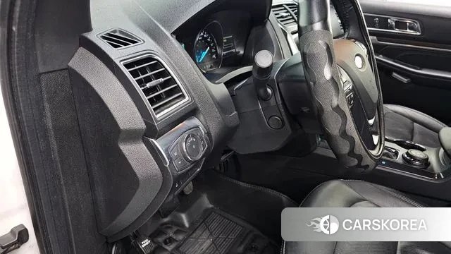 Ford Explorer 2018 Белый из Кореи, фото 4