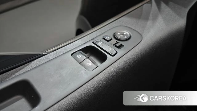 Hyundai Staria 2024 Черный из Кореи, фото 4