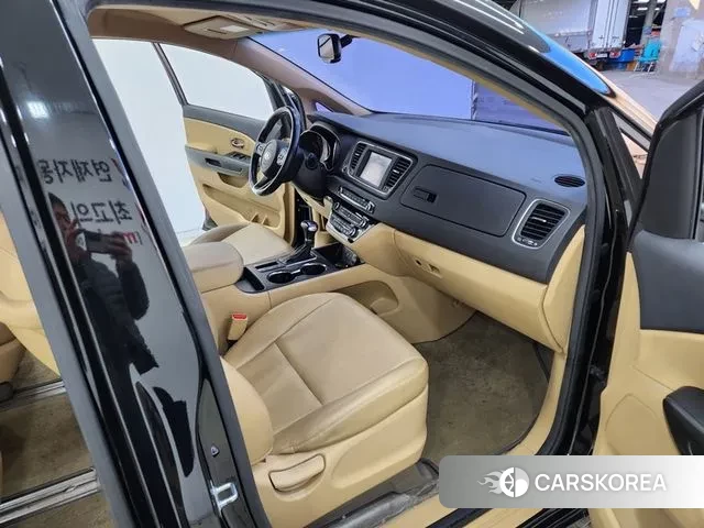 Kia The New Carnival 2018 Черный из Кореи, фото 4