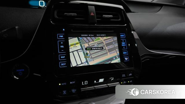 Toyota Prius 4th Generation 2018 Белый из Кореи, фото 4