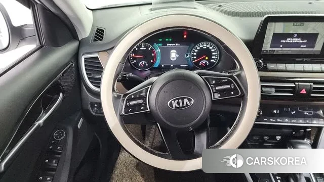 Kia Seltos 2019 Белый из Кореи, фото 4