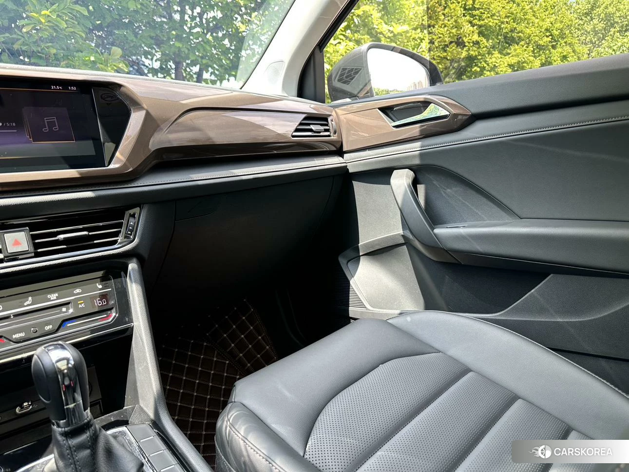 Volkswagen Tuyue 2022 Темно-серый из Китая, фото 4