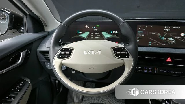 Kia EV6 2022 Жемчужный цвет из Кореи, фото 4