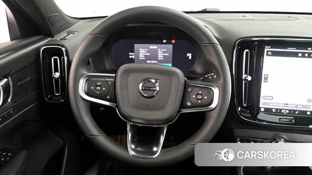 Volvo XC40 Richards 2022 Белый из Кореи, фото 4