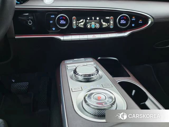 Genesis GV70 2021 Черный из Кореи, фото 4
