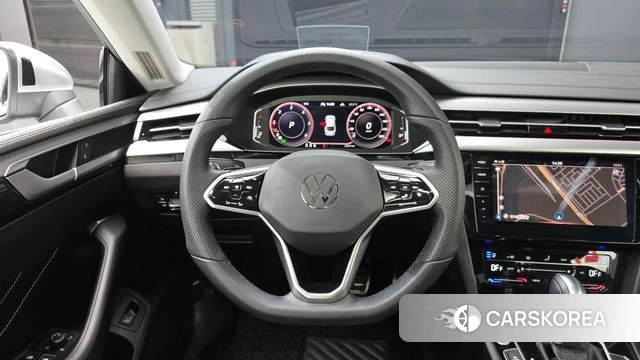Volkswagen Arteon 2023 Серебряный из Кореи, фото 4