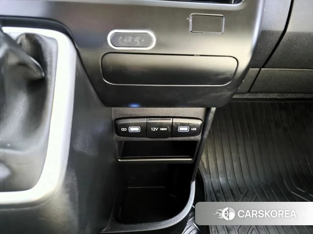 Hyundai Staria 2021 Черный из Кореи, фото 4