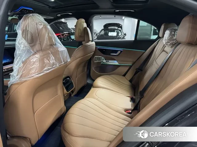 Mercedes-Benz E-Class W214 2024 Серый из Кореи, фото 4