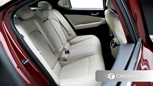 Genesis The New G70 2024 Красный из Кореи, фото 4