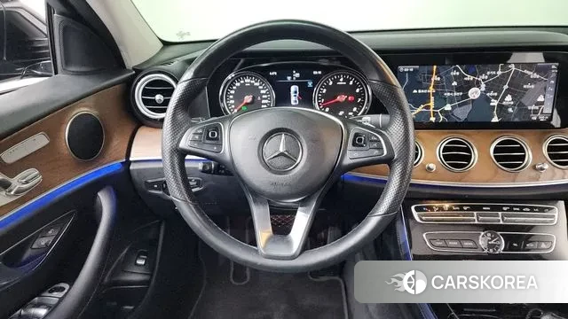 Mercedes-Benz E-Class W213 2018 Черный из Кореи, фото 4