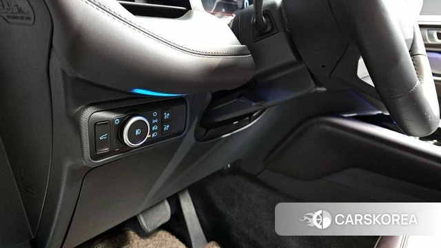 Ford Explorer 6th Generation 2025 Белый из Кореи, фото 4