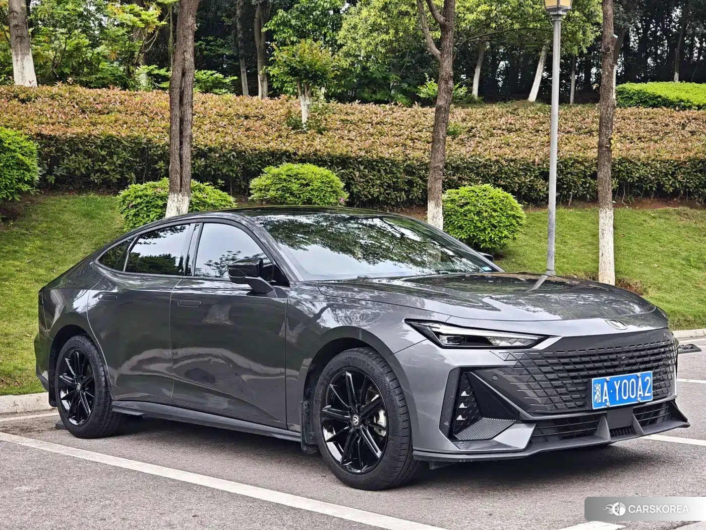 Chang'an UNI-V 2023 Silver/gray из Китая, фото 5