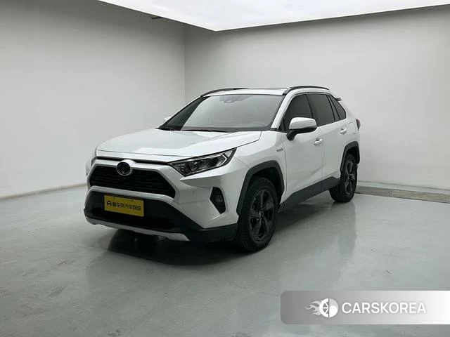 Toyota RAV4 Rongfang 2022 Белый из Китая, фото 4