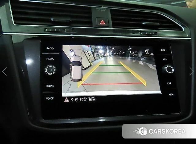 Volkswagen Tiguan second Generation 2019 Белый из Кореи, фото 4