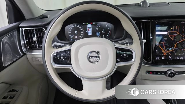 Volvo V60 Cross-Country 2nd Generation 2021 Синий из Кореи, фото 4