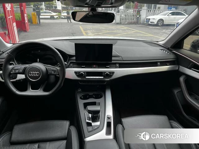 Audi A4L 2022 Белый из Китая, фото 4