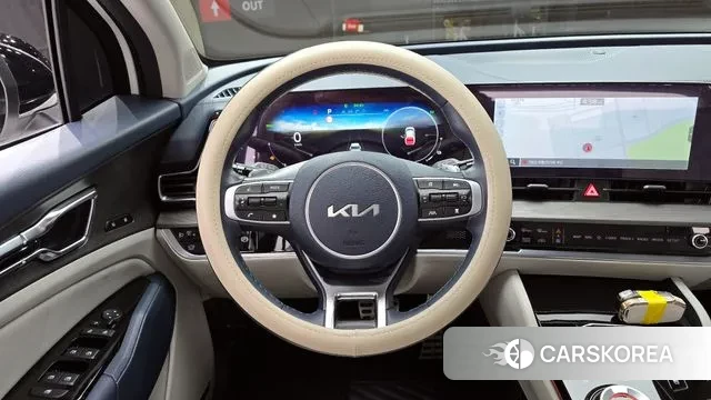 Kia Sportage 5th Generation Hybrid 2023 Белый из Кореи, фото 4