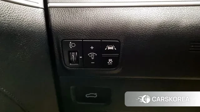 Kia K5 3rd generation 2021 Серый из Кореи, фото 4