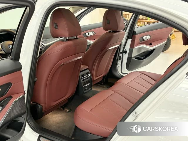 BMW i3 2024 Белый из Китая, фото 4