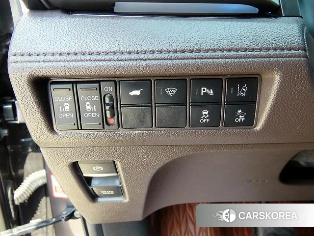 Honda Odyssey 2019 Серый из Кореи, фото 4