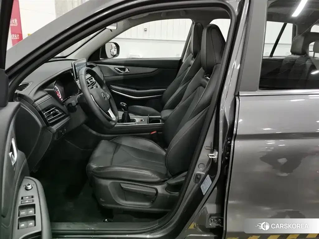 Chang'an Changan CS75 2025 Silver/gray из Китая, фото 4